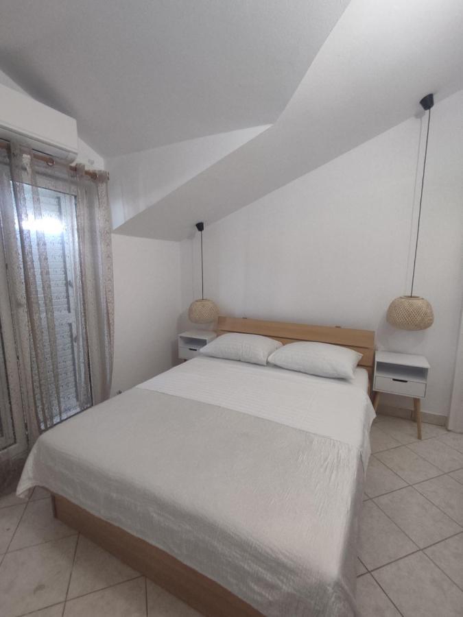 Apartments Villa Dalmatina Vodice Luaran gambar