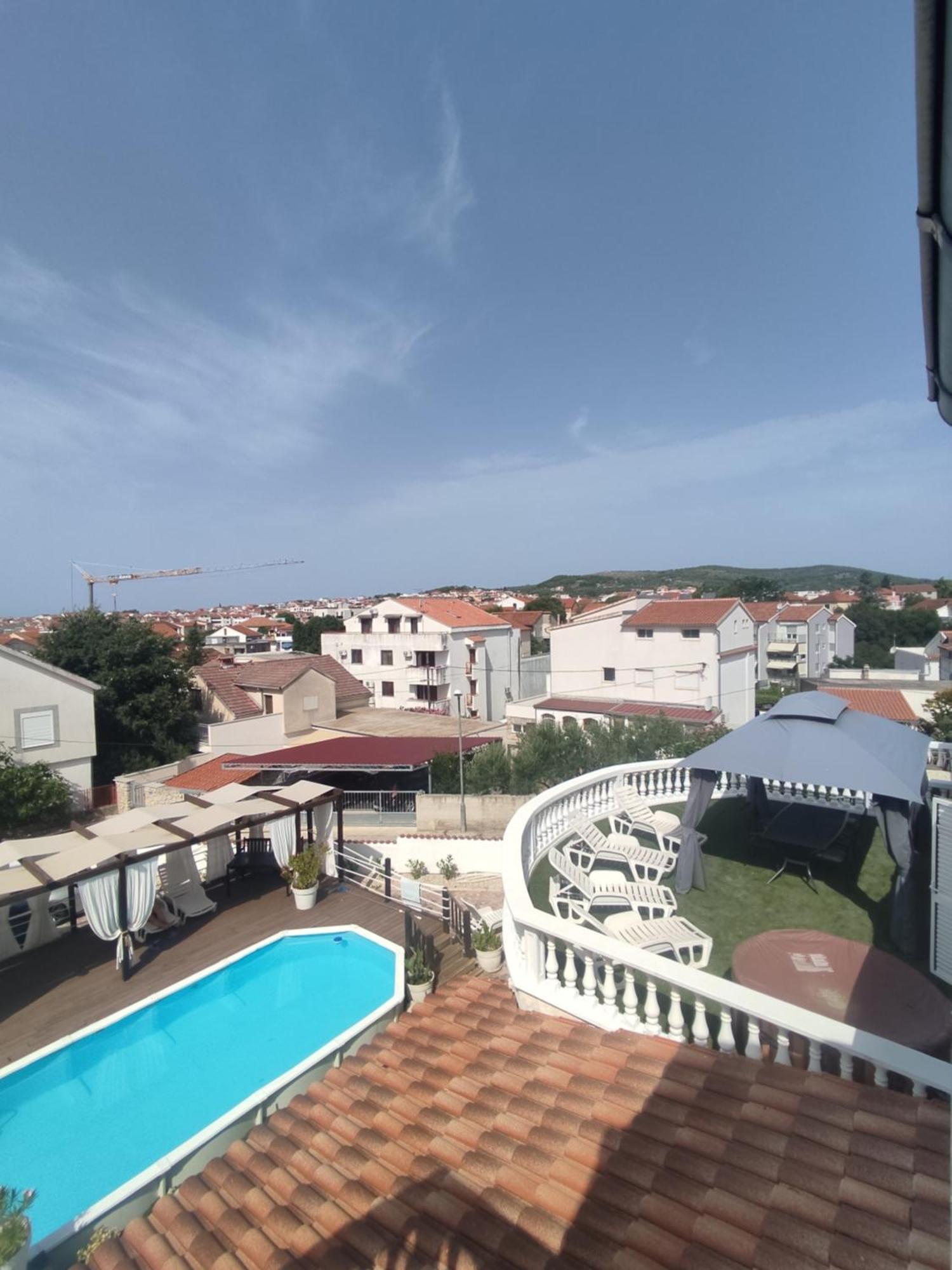 Apartments Villa Dalmatina Vodice Luaran gambar