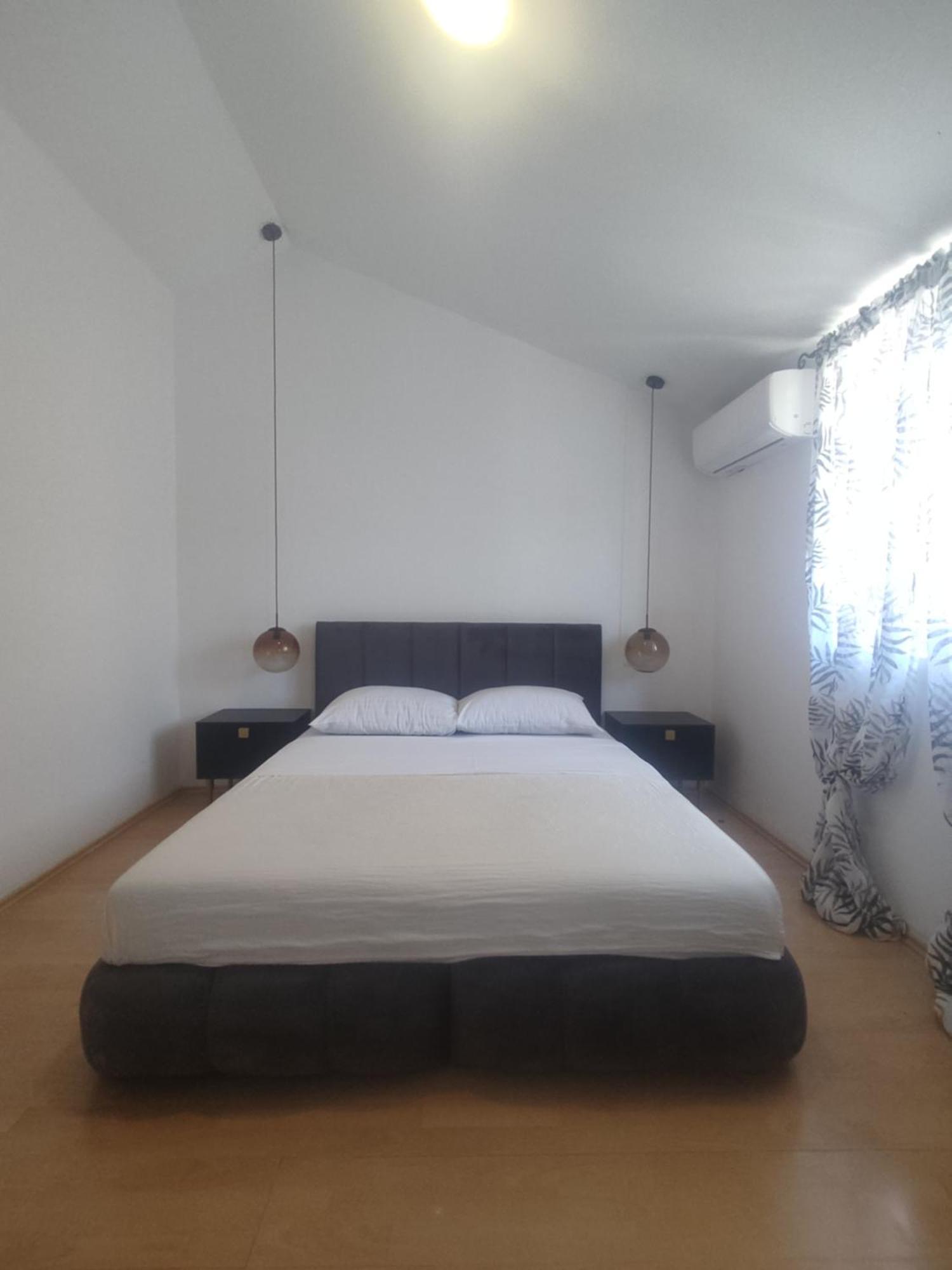 Apartments Villa Dalmatina Vodice Luaran gambar