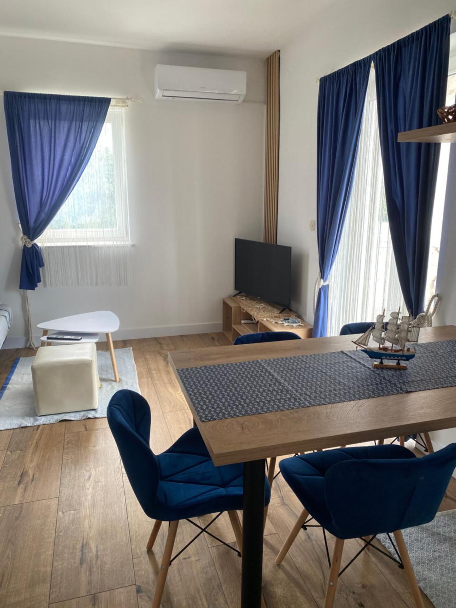 Apartments Villa Dalmatina Vodice Luaran gambar