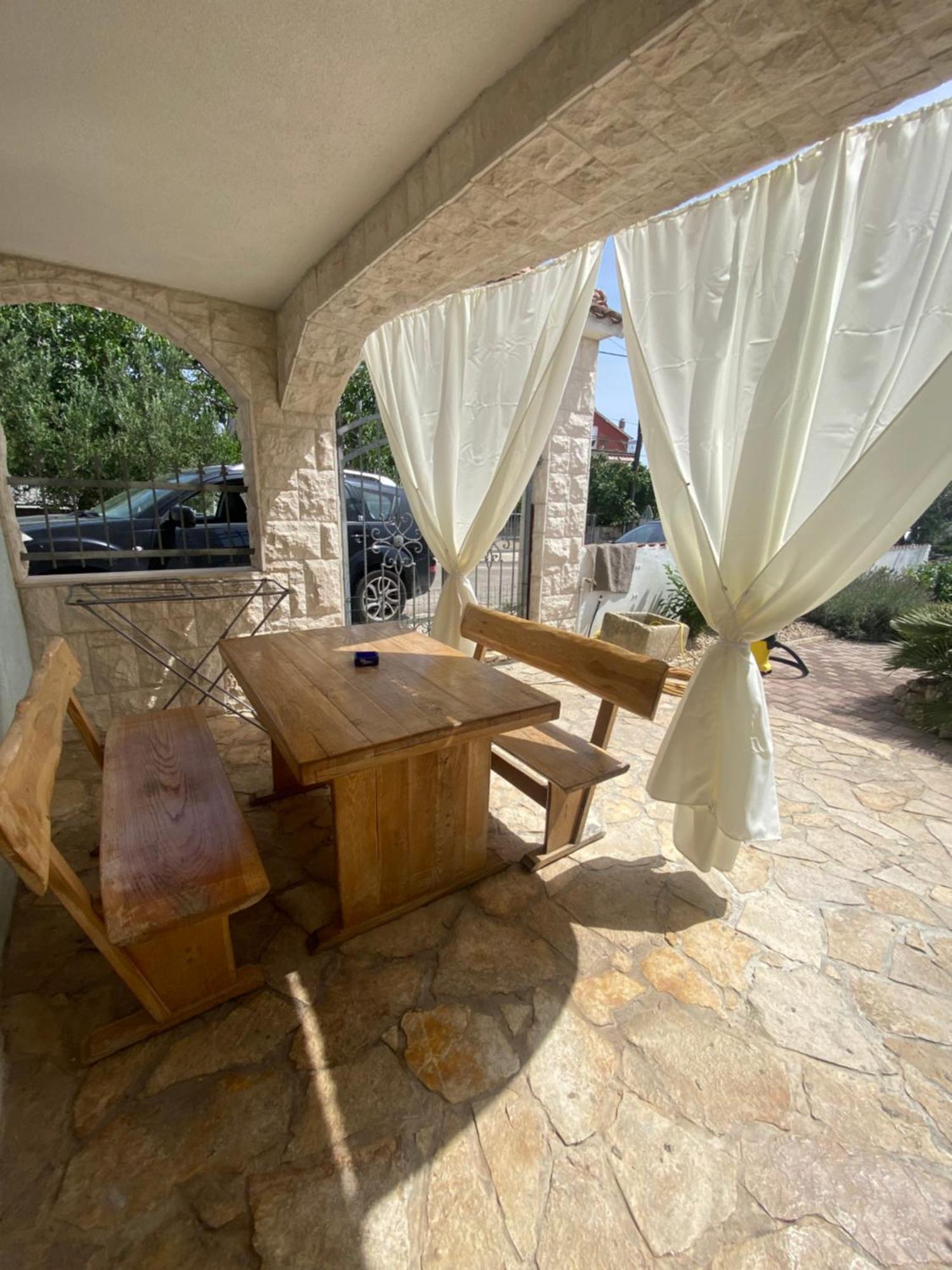 Apartments Villa Dalmatina Vodice Luaran gambar