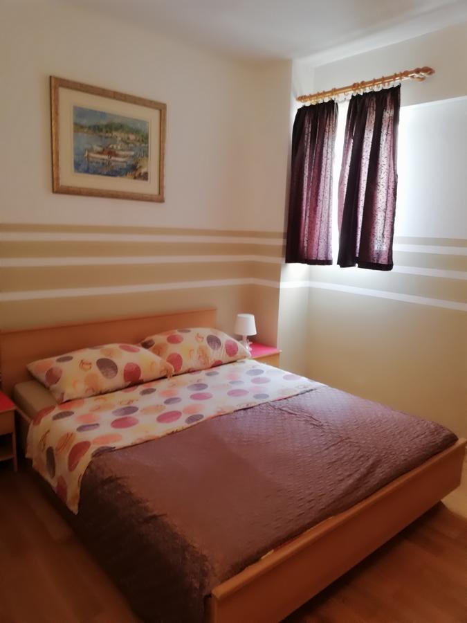 Apartments Villa Dalmatina Vodice Luaran gambar