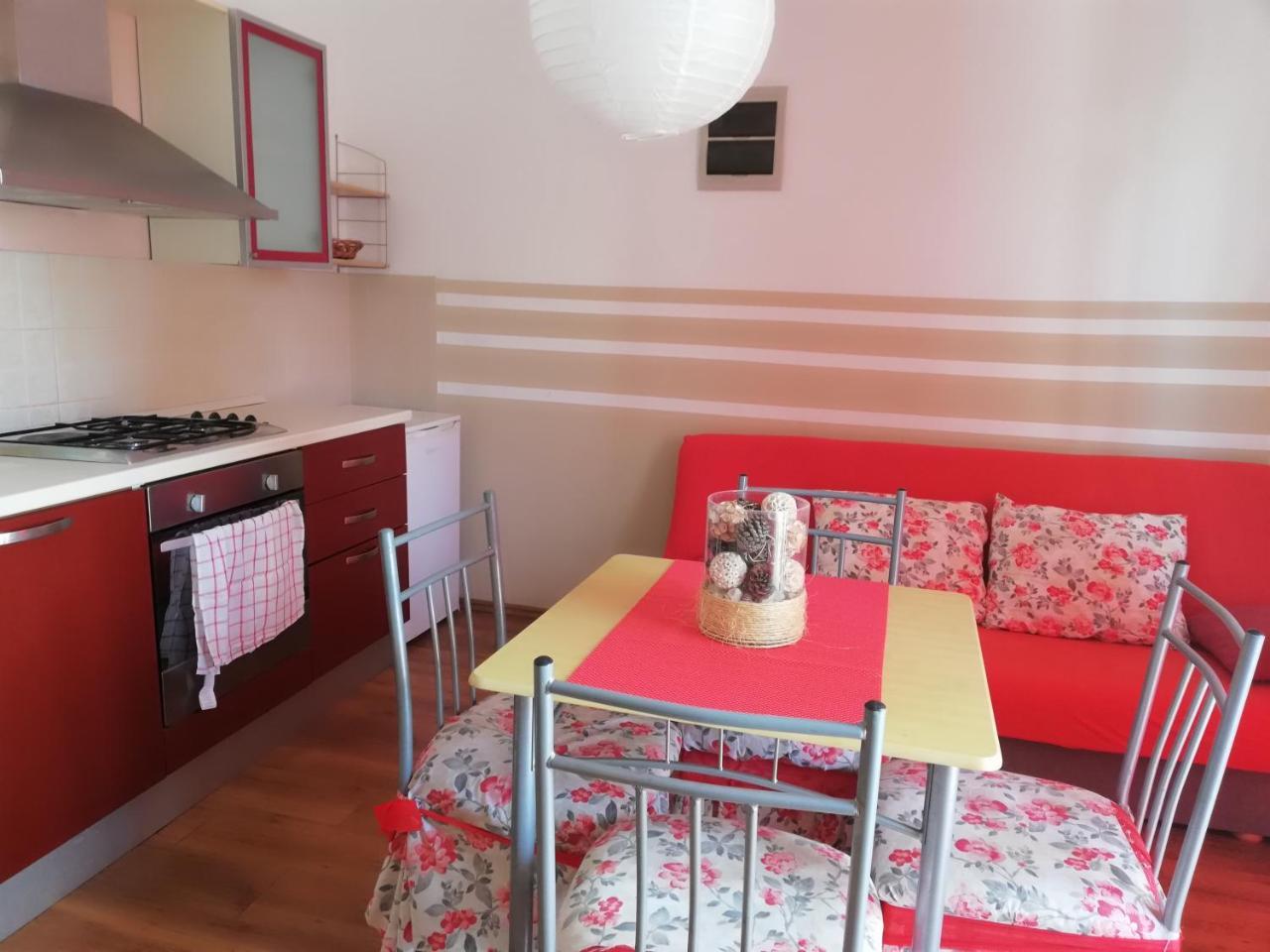 Apartments Villa Dalmatina Vodice Luaran gambar